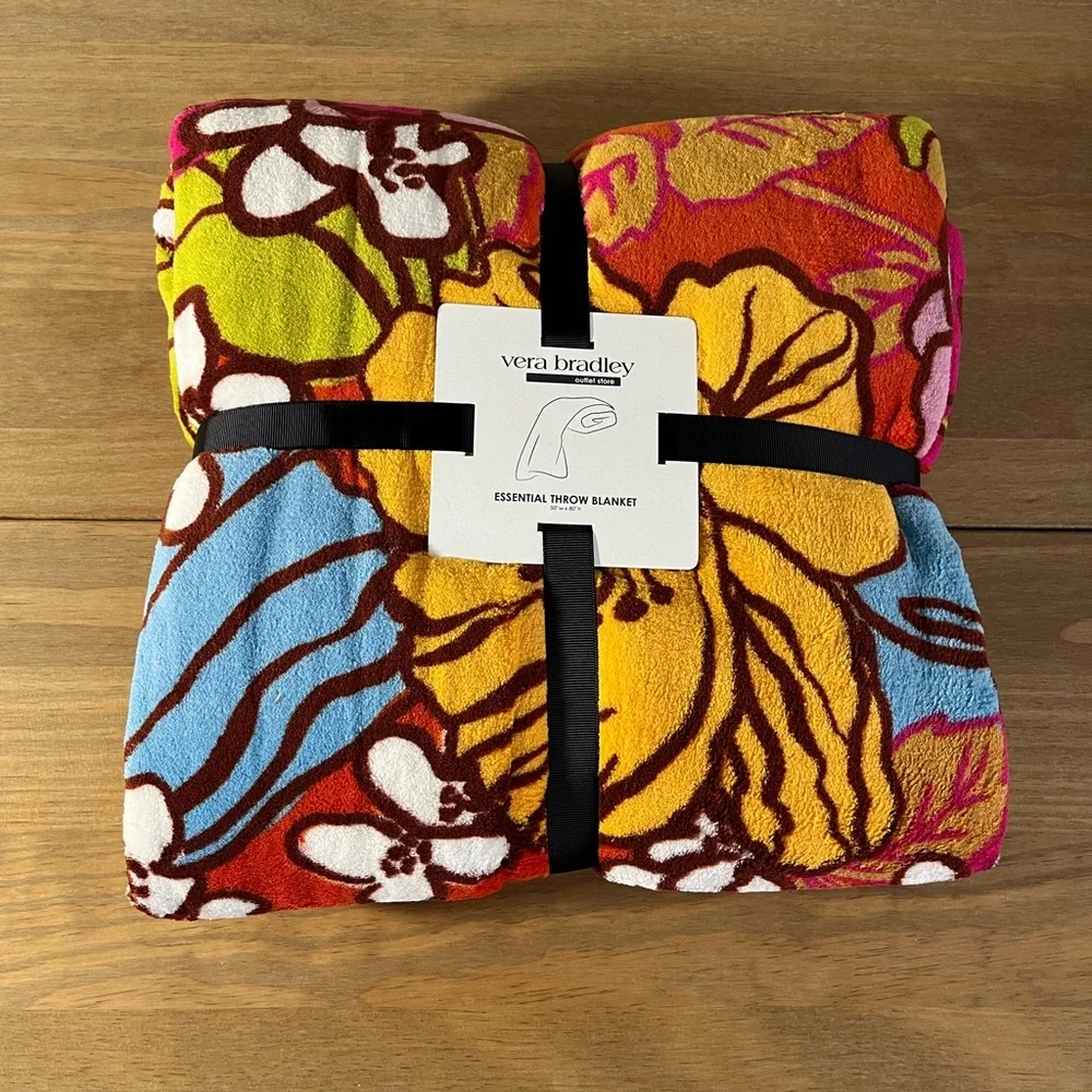 NWT VERA BRADLEY Throw Blanket Midday Garden Fleece 50” x 80” Boho Florals NEW - Picture 1 of 7